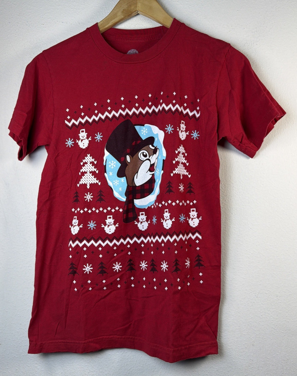 Buc-ee's Worth Melting Christmas T-Shirt small ugly sweater Buc-ee’s Party
